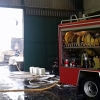 Los bomberos sofocan durante cinco horas un grave incendio en San Vicente de Alcántara