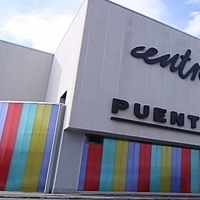 Herido un vigilante tras caer por las escaleras del Centro Joven de Badajoz