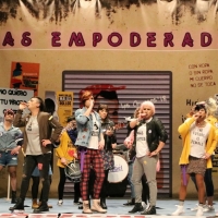 Actuación de la murga Los Chungos en Preliminares