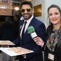La primera murga de la noche recibe al López con canapés