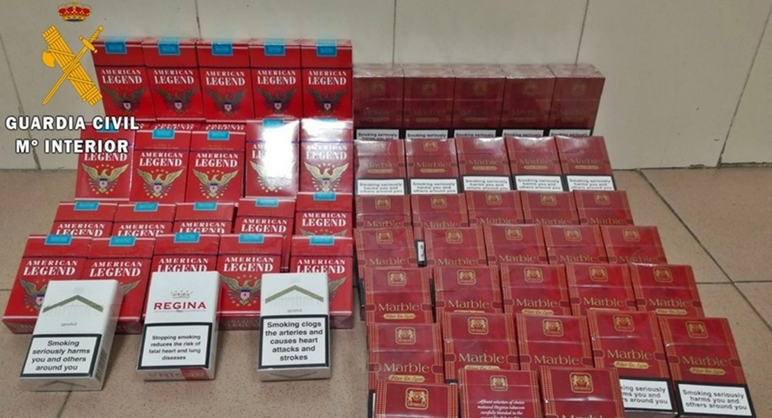 La Guardia Civil interviene tabaco ilegal en una tienda