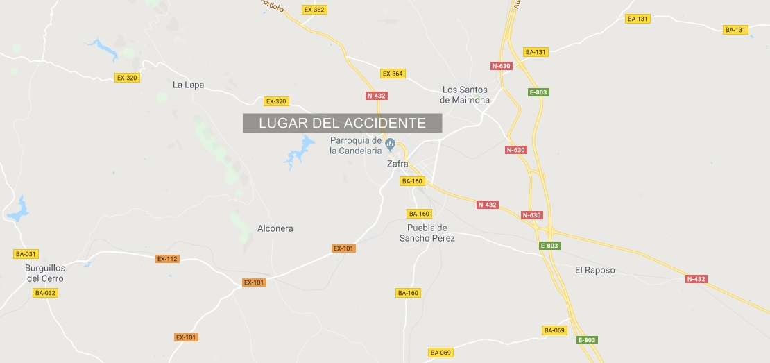 Tres jóvenes heridos por salida de vía en Zafra