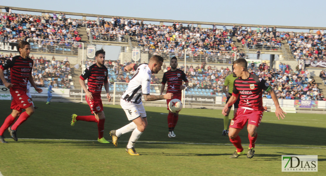 Imágenes del CD. Badajoz 4 - 2 Mérida AD