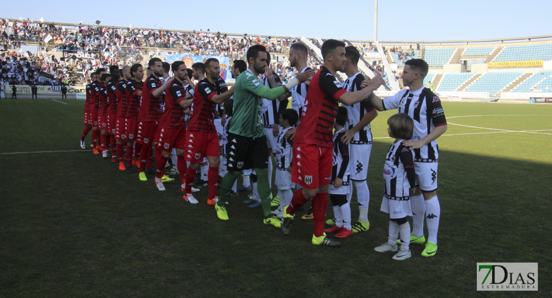 Imágenes del CD. Badajoz 4 - 2 Mérida AD