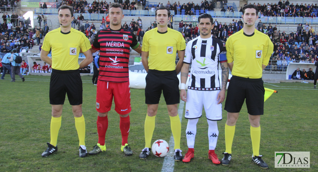 Imágenes del CD. Badajoz 4 - 2 Mérida AD