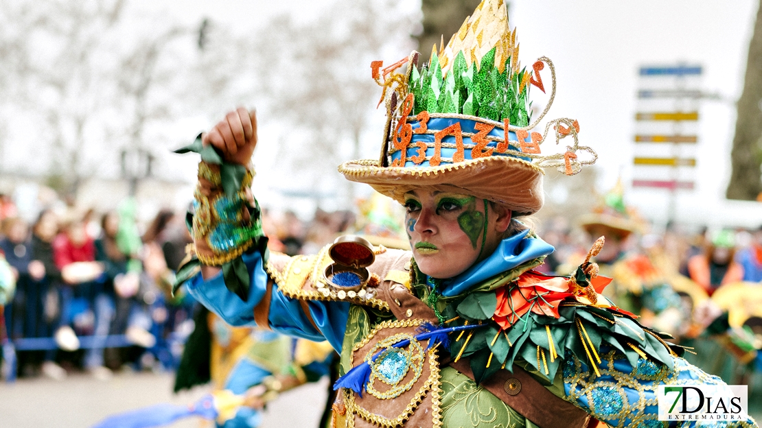 Los mejores primeros planos del Desfile de Comparsas del Carnaval de Badajoz