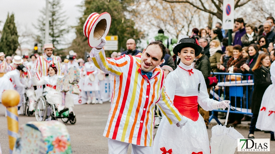 Los mejores primeros planos del Desfile de Comparsas del Carnaval de Badajoz