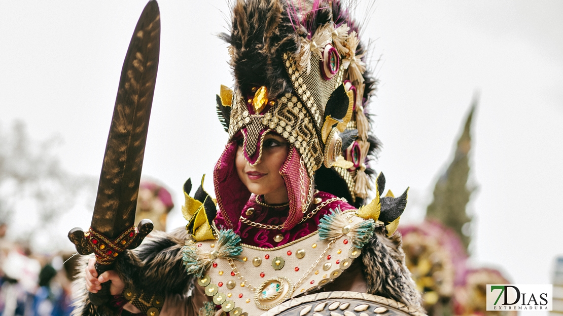 Los mejores primeros planos del Desfile de Comparsas del Carnaval de Badajoz