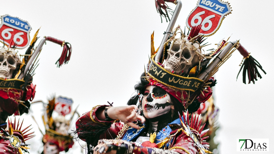 Los mejores primeros planos del Desfile de Comparsas del Carnaval de Badajoz