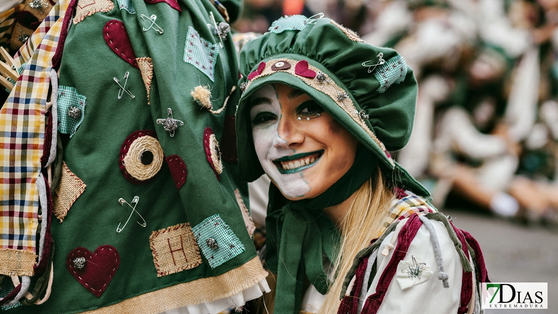 Los mejores primeros planos del Desfile de Comparsas del Carnaval de Badajoz