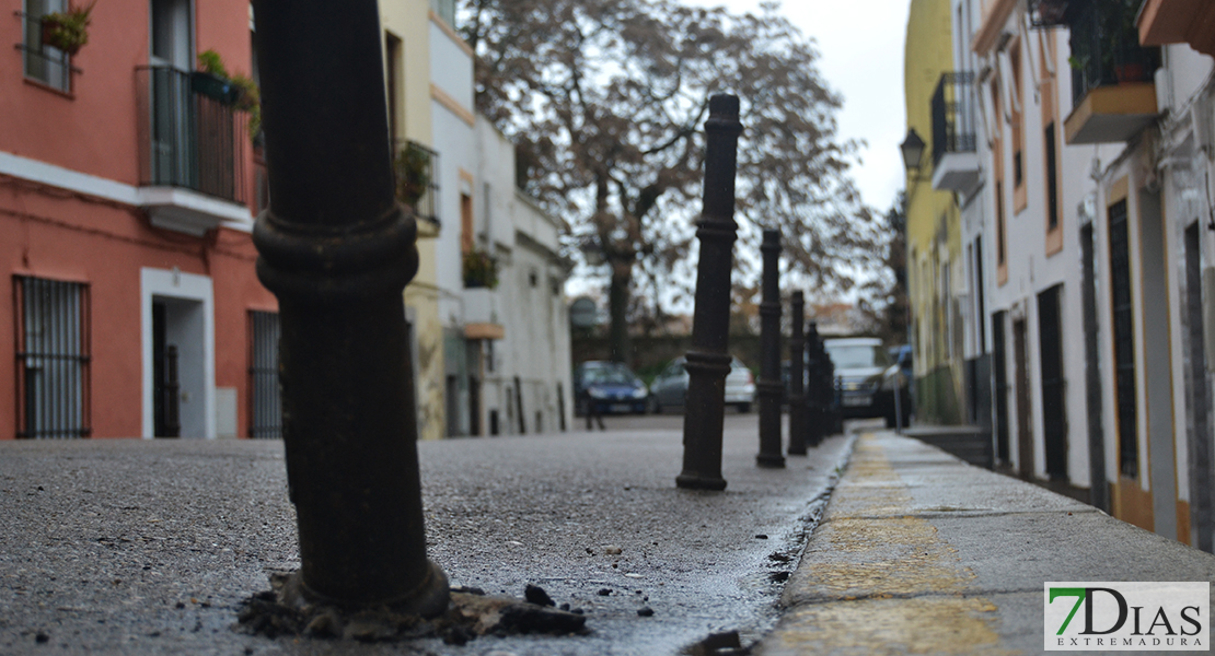 Postales de viento y lluvia en Badajoz