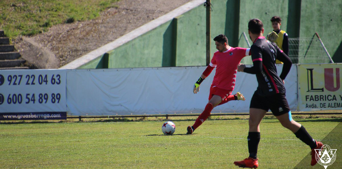 El Cacereño en el podio de los menos goleados de Tercera