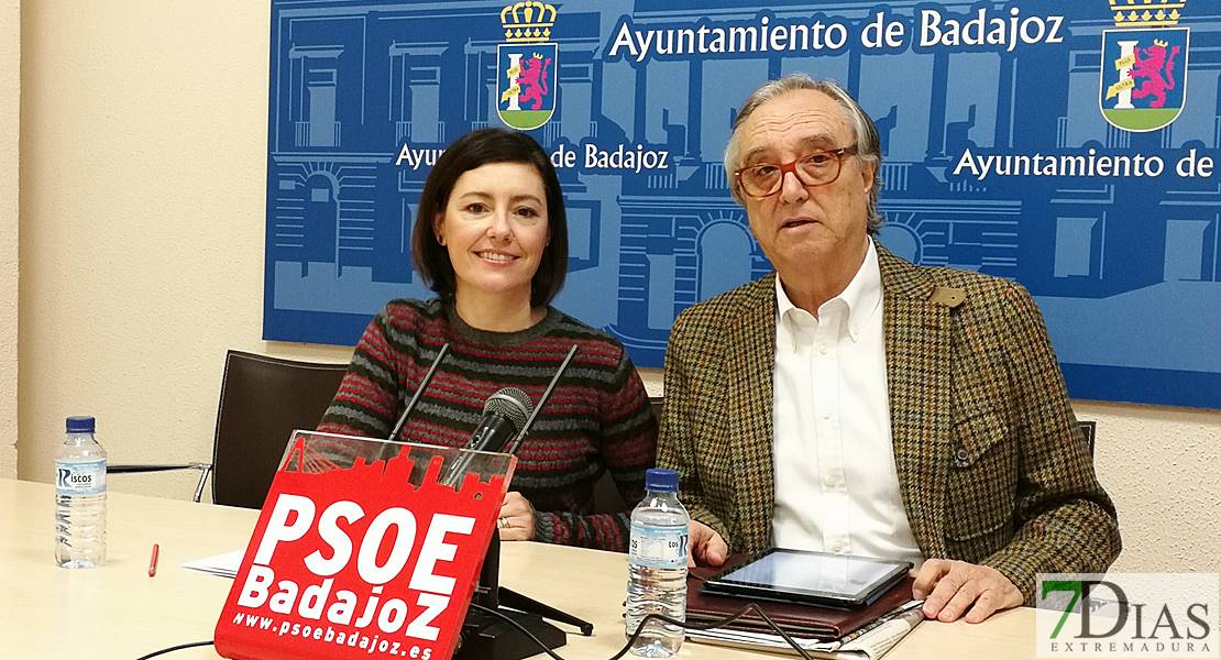 El callejero pacense sigue esperando a los López-Alegría