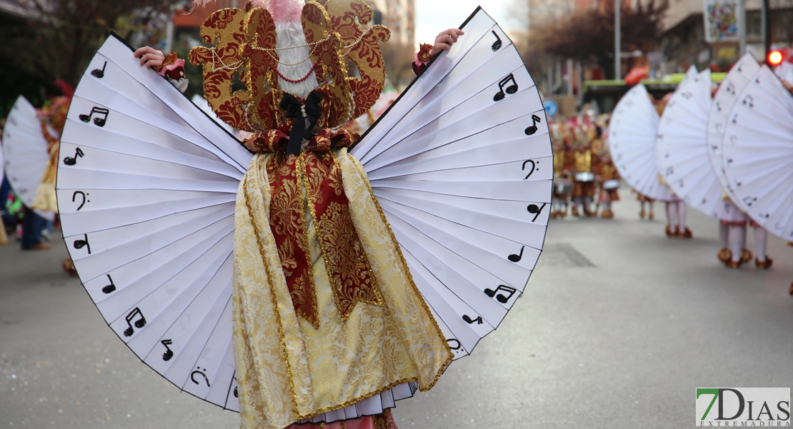 Enorme nivel en el Desfile infantil de Comparsas del Carnaval de Badajoz