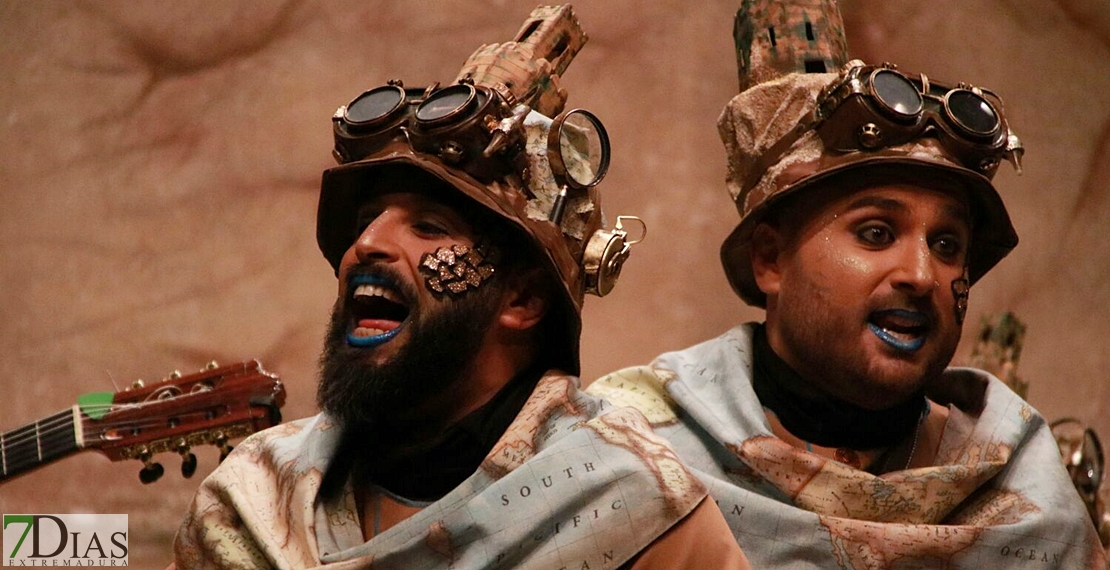 Actuación de la murga Marwan en la Final