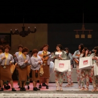 Actuación de la murga Los 3W en Preliminares