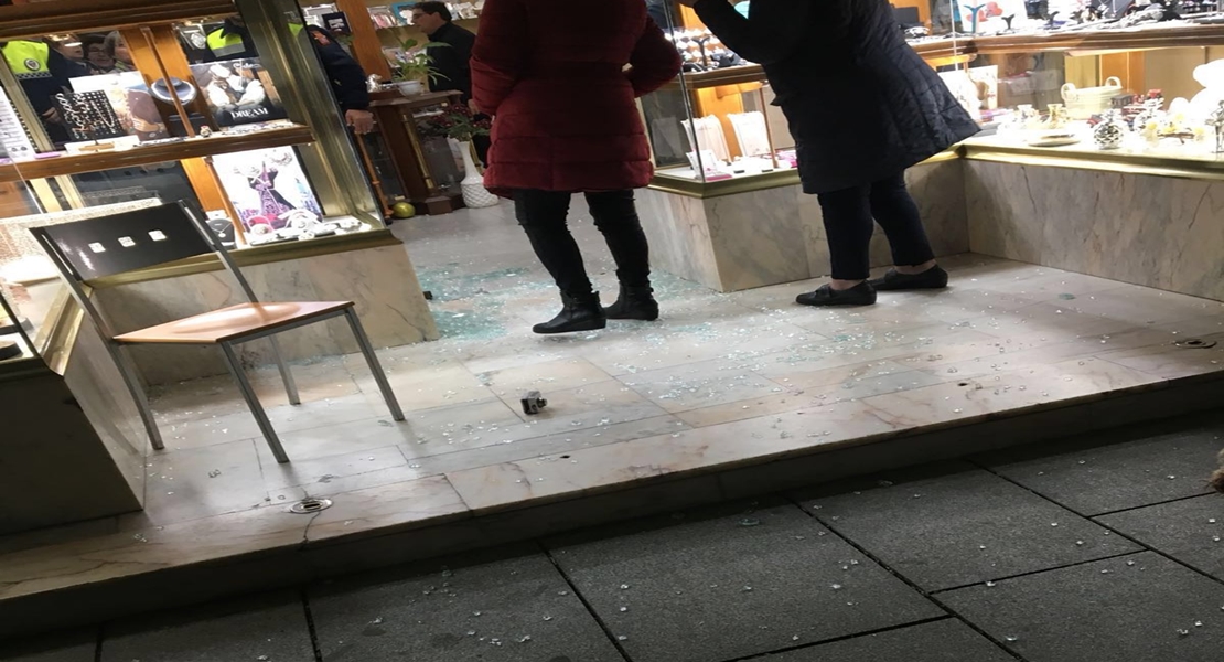 Roban una joyería en Olivenza a punta de pistola