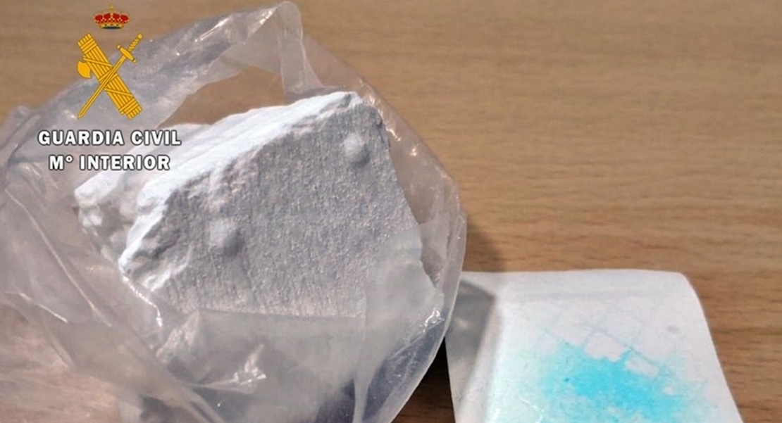 El perro encuentra droga en el aire acondicionado