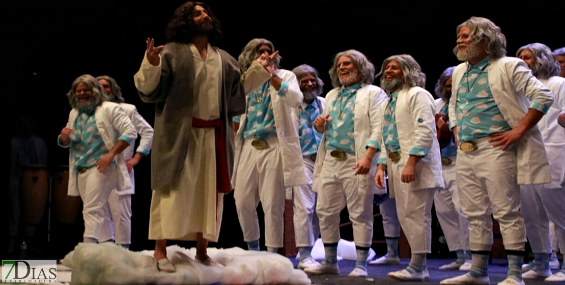Actuación de la murga Los Water Closet en Semifinales