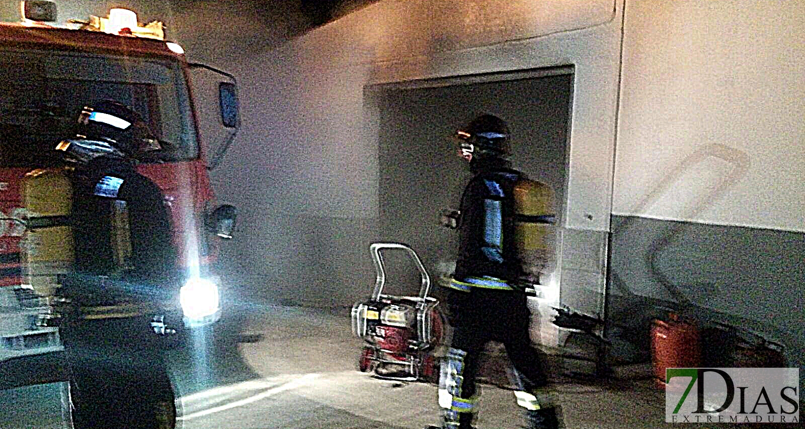 Atrapado en un incendio de vivienda en La Parra (Badajoz)