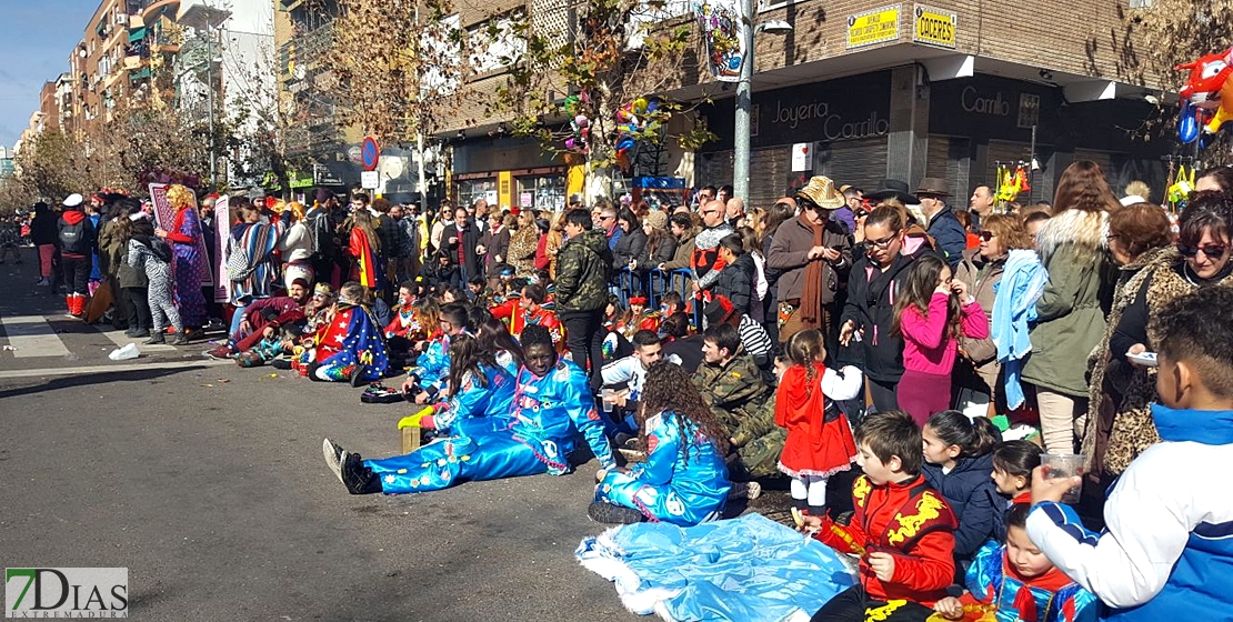 Buen ambiente en San Roque para despedir el Carnaval de Badajoz 2018