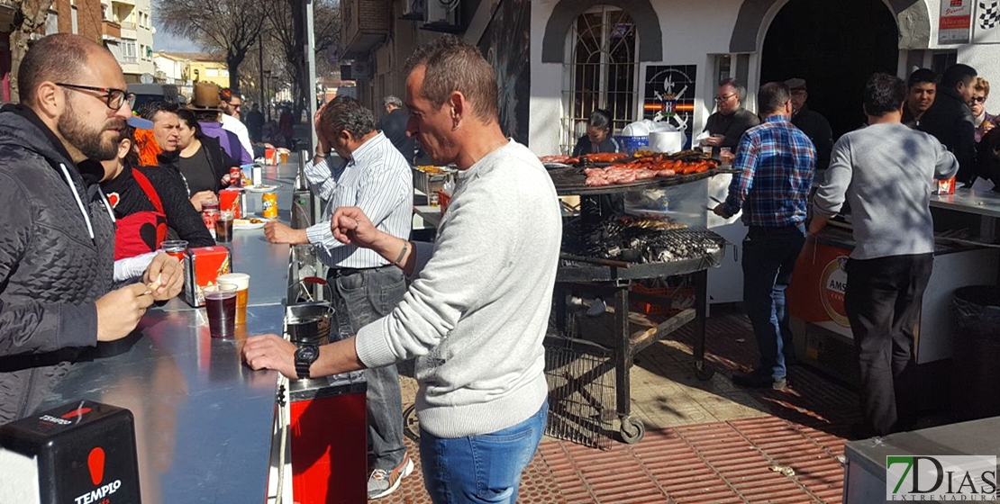 Buen ambiente en San Roque para despedir el Carnaval de Badajoz 2018