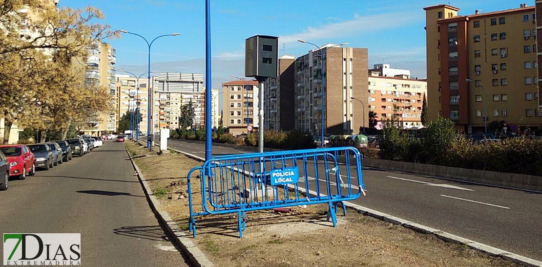 Instalado un nuevo radar fijo en Badajoz