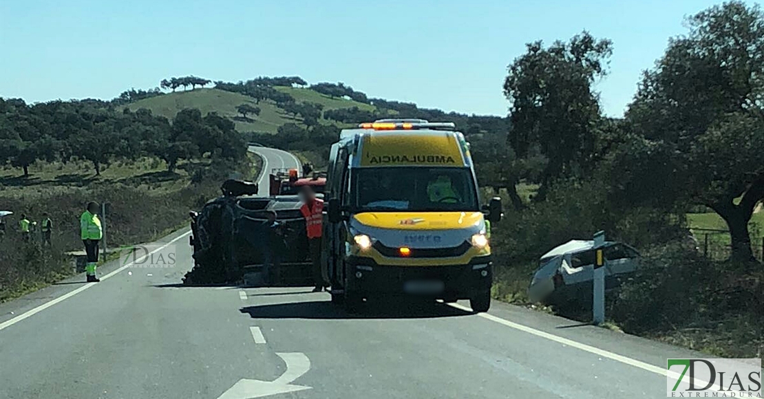 Accidente con un muerto en una carretera de Badajoz