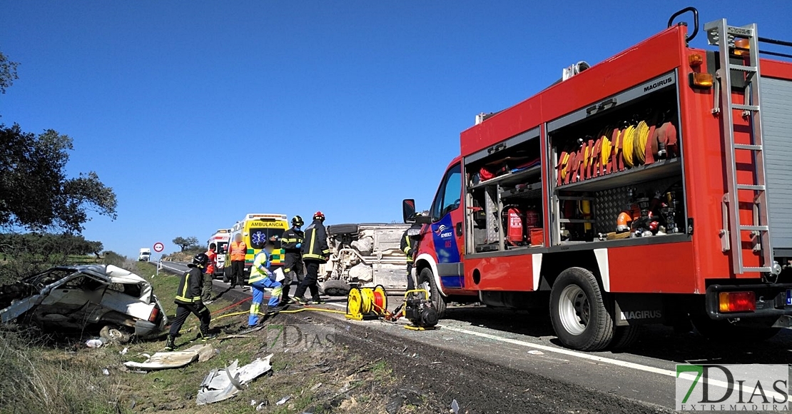 Accidente con un muerto en una carretera de Badajoz