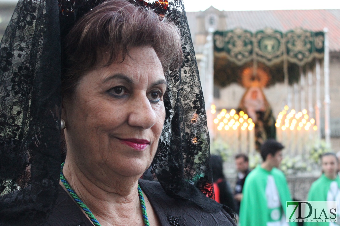 Los Ferroviarios procesionan por las calles de Mérida