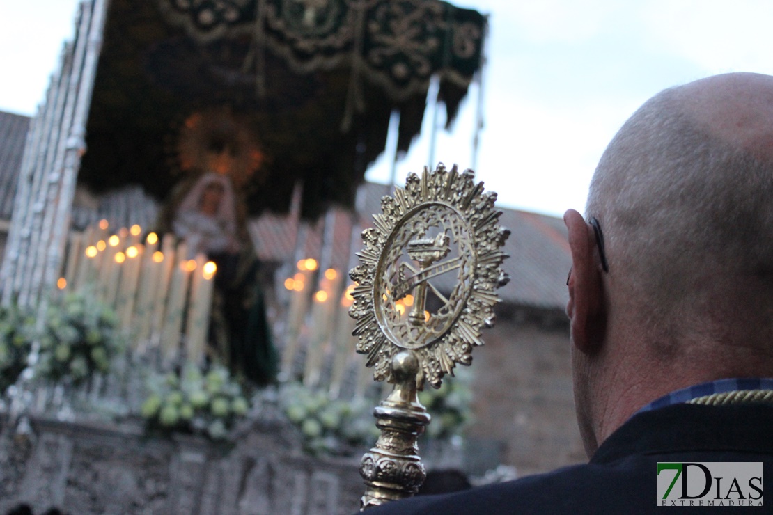 Los Ferroviarios procesionan por las calles de Mérida