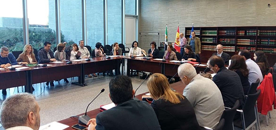 CCOO insta a la Junta a implantar el acuerdo de mejora de Empleo Público