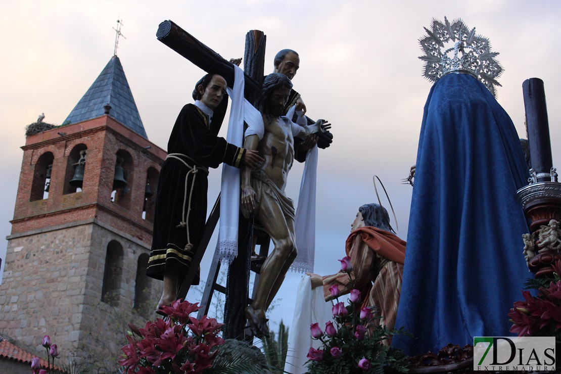 Los Ferroviarios procesionan por las calles de Mérida