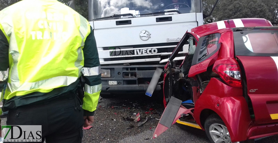 Grave accidente en la carretera Cáceres – Badajoz