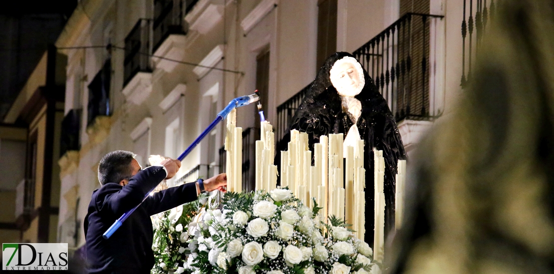 La Soledad de Luto procesiona por las calles de centro