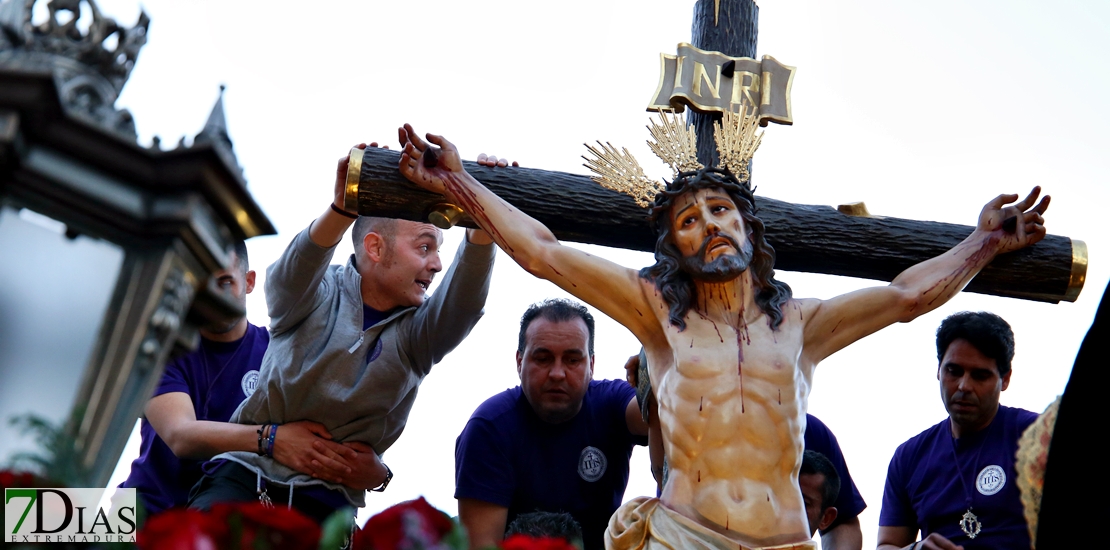 Las mejores imágenes del Martes Santo en Badajoz