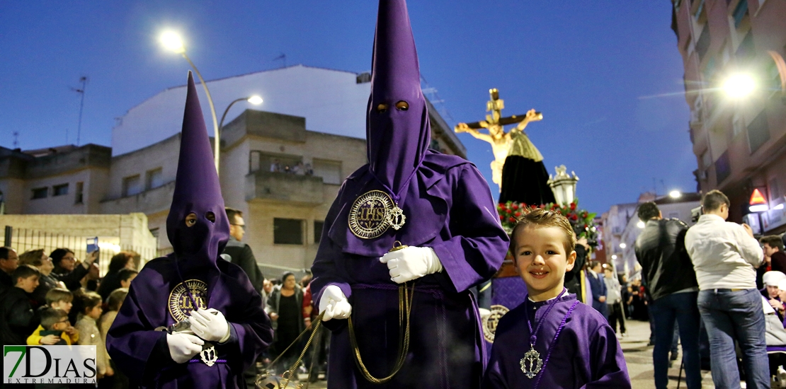 Las mejores imágenes del Martes Santo en Badajoz