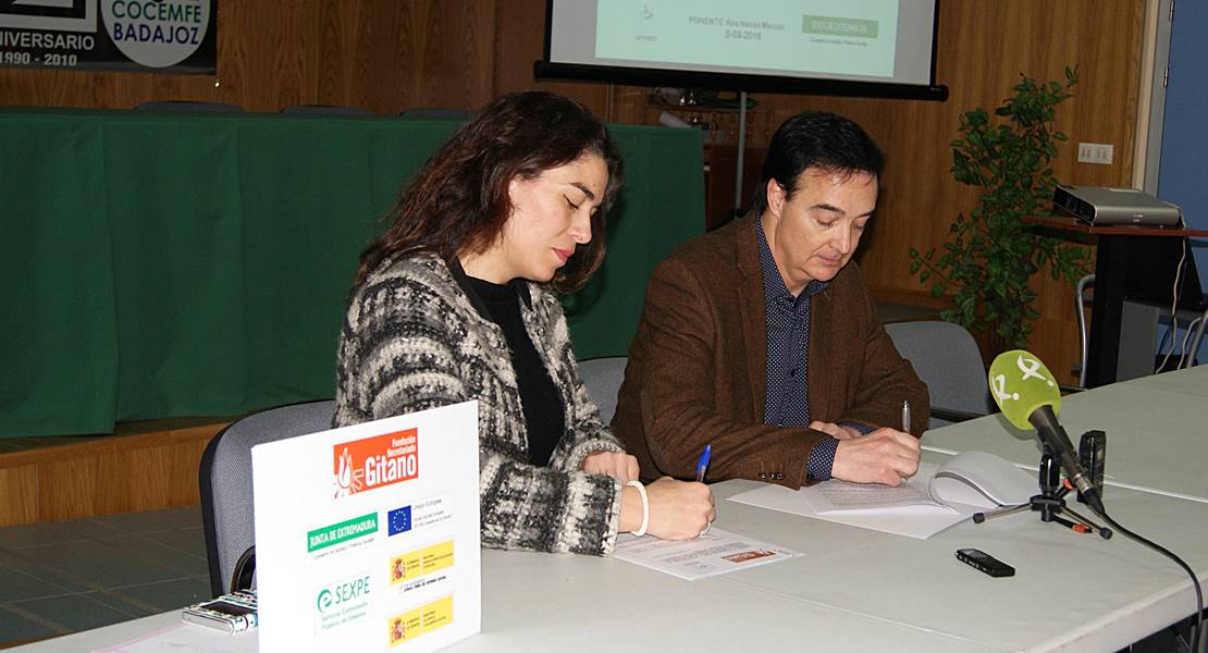 Firmado un convenio para mejorar la accesibilidad de la comunidad gitana