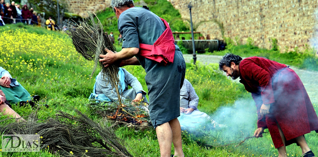 La Pasión Viviente de Alburquerque atrae a multitud de turistas cada año