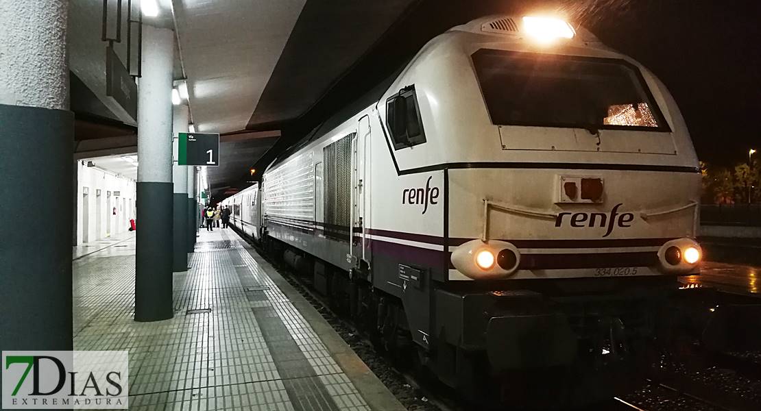 El Talgo Extremadura - Madrid efectúa su salida con total puntualidad