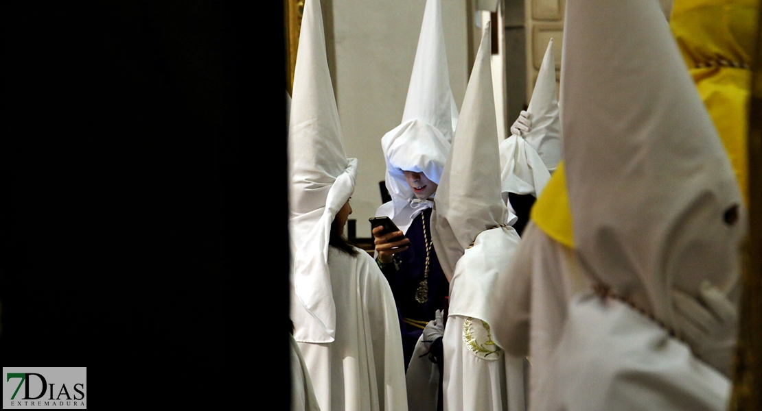 Las imágenes más íntimas del Lunes Santo en Badajoz