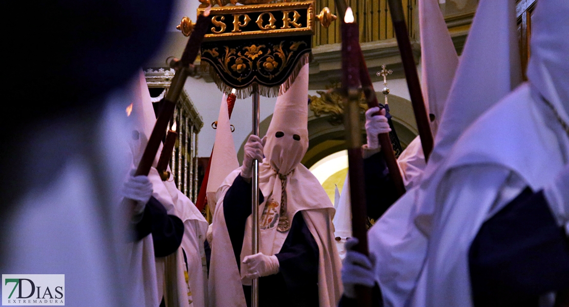 Las imágenes más íntimas del Lunes Santo en Badajoz