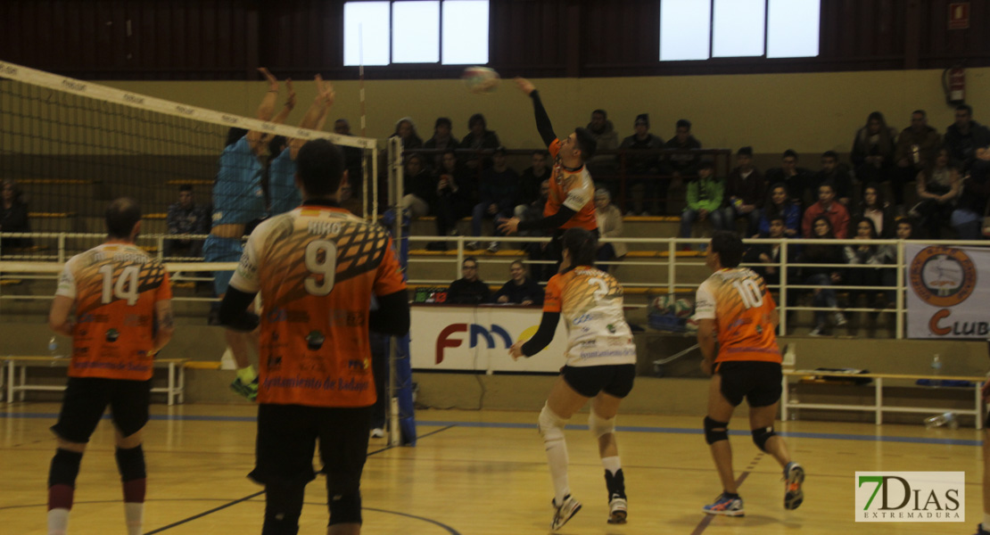 Imágenes del Pacense Voleibol 0 - 3 Electrocash Cáceres