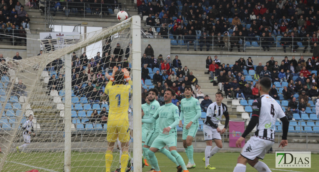 Imágenes del CD. Badajoz 1 - 0 Granada B