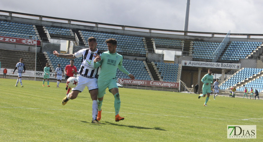 Imágenes del CD. Badajoz 1 - 0 Granada B