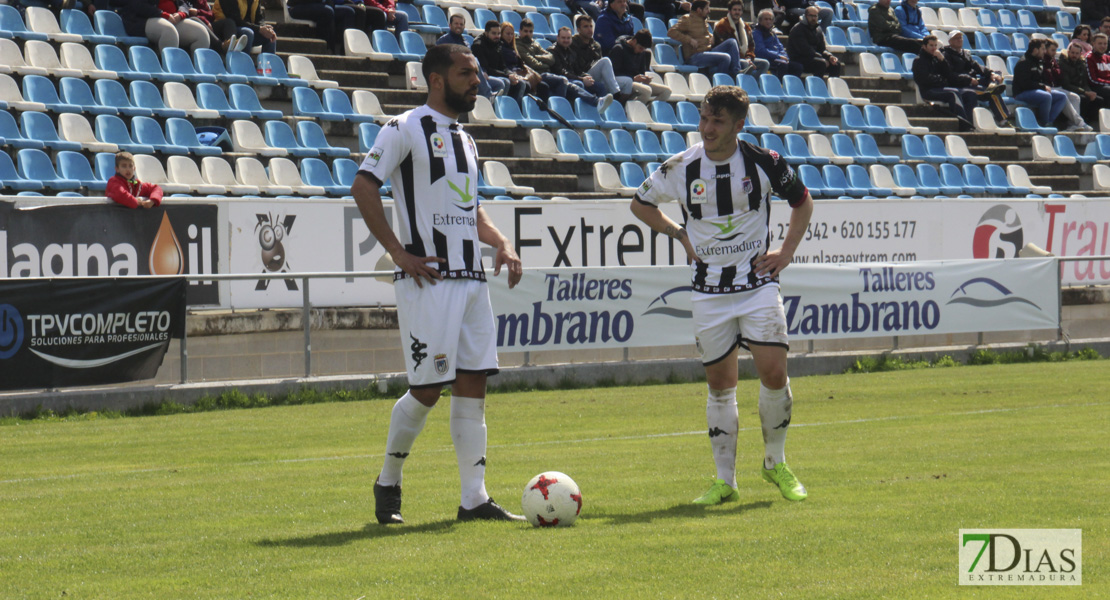 Imágenes del CD. Badajoz 1 - 0 Granada B