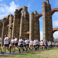 Imágenes de la XII Media Maratón de Mérida