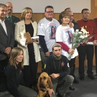 La Asamblea recibe el premio 9 de Marzo por visibilizar a las personas desaparecidas