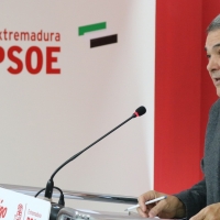 PSOE: “La derecha es la peor plaga del campo extremeño”