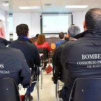 Bomberos de la Diputación de Badajoz aprenden mútuamente